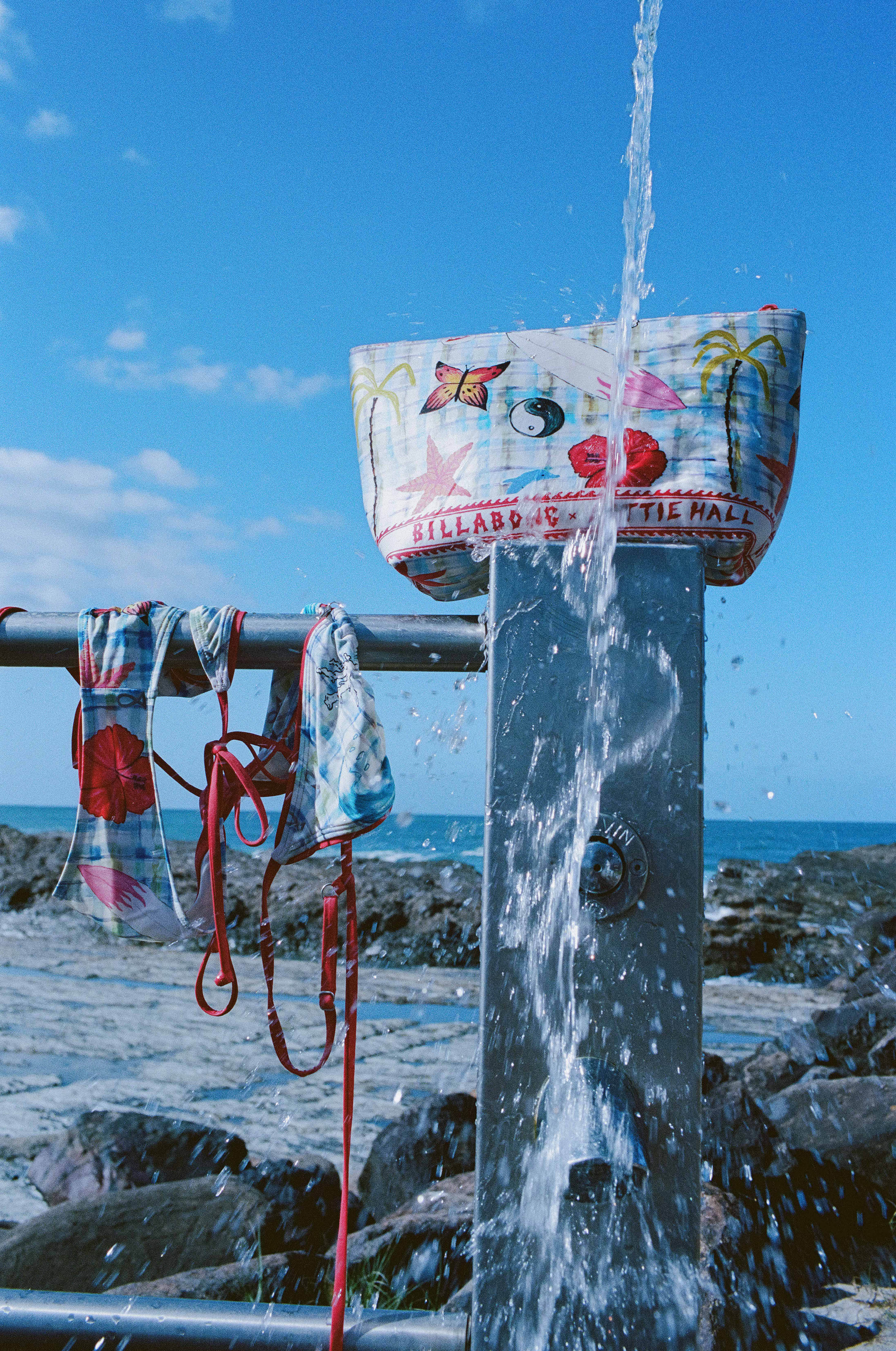 LOTTIE HALL X BILLABONG DRY POUCH