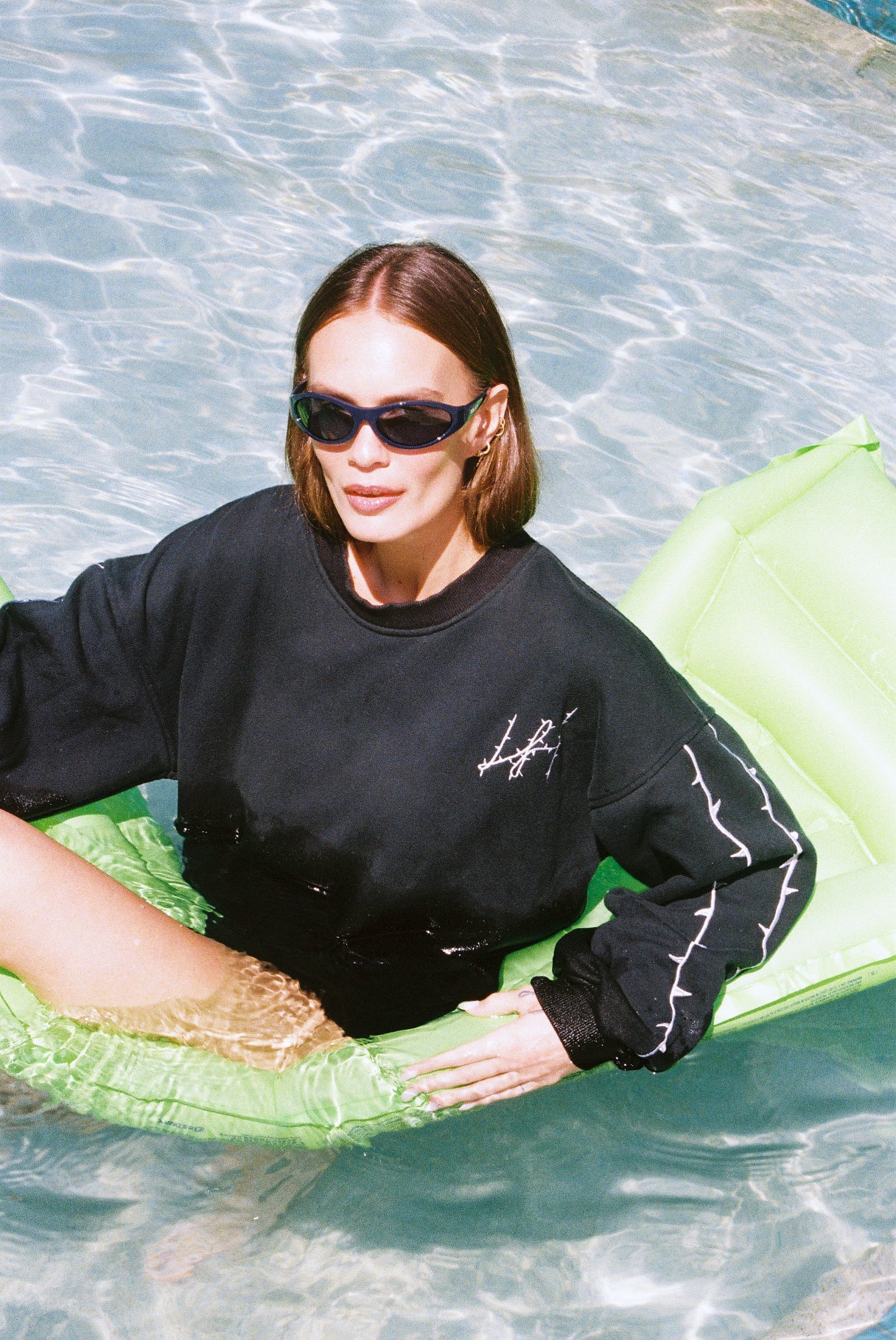 VIOLET FLAME SWEATER - Black