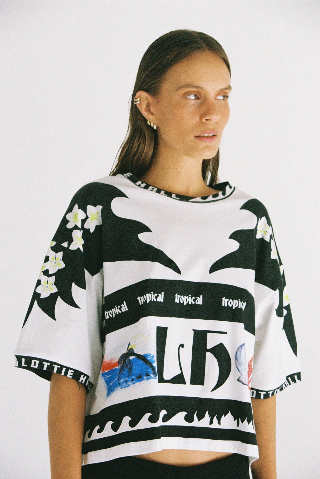 FRANGIPANI MOTO TEE - BLACK