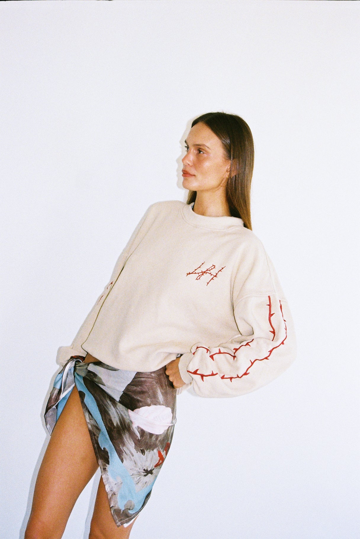 VIOLET FLAME SWEATER - Beige