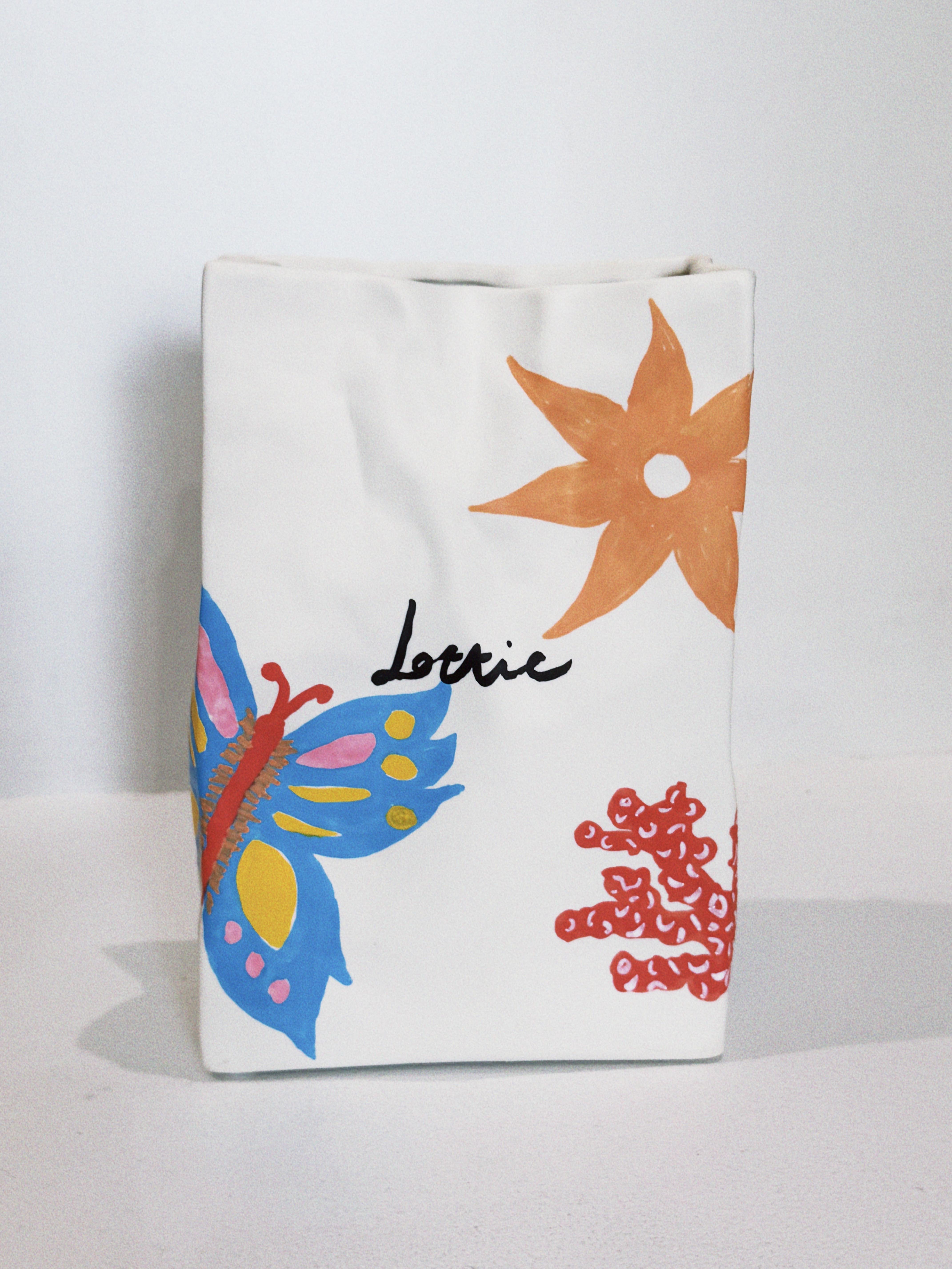 VASE 8 CRUMPLED SHOPPER